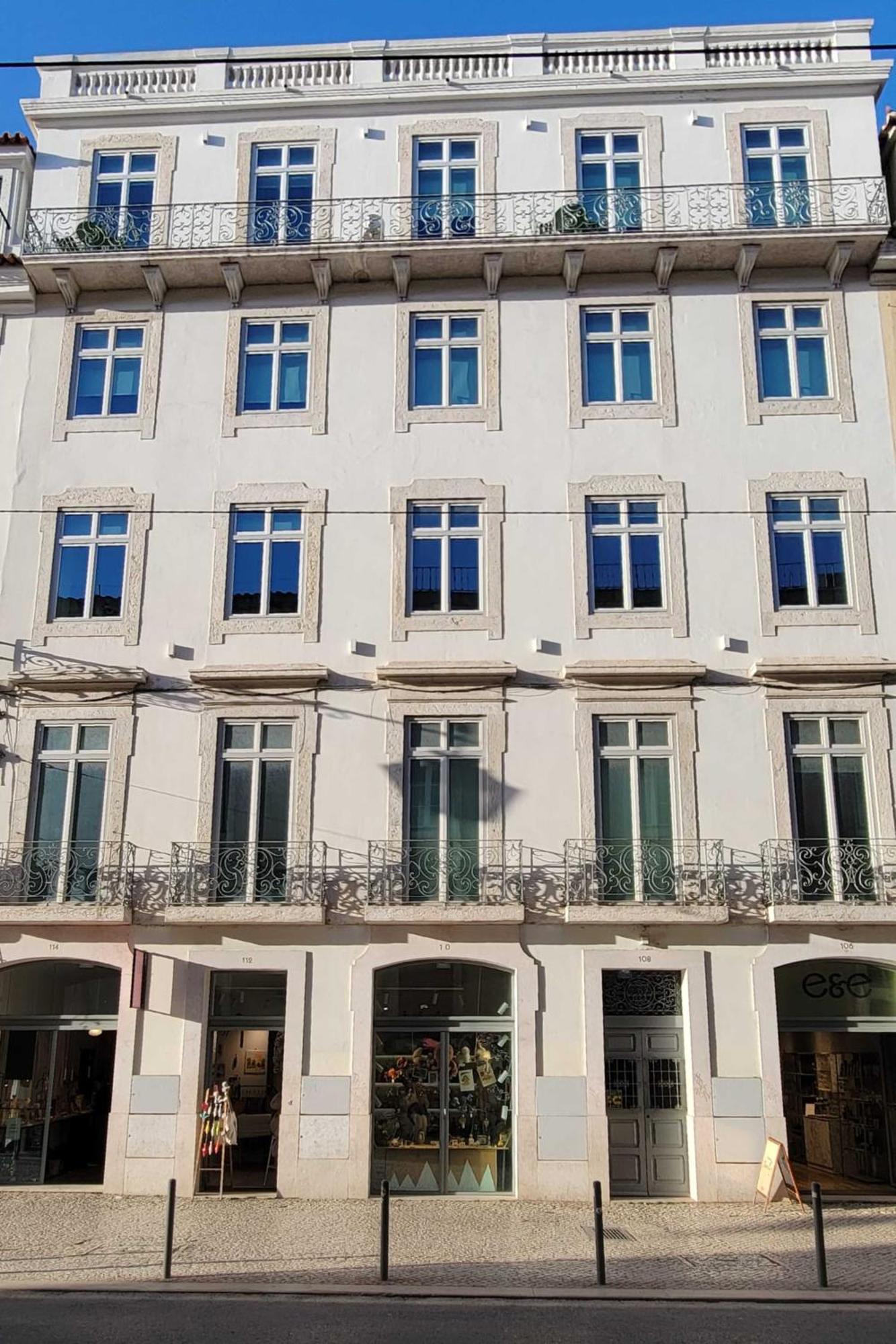 Arsenal 108, Design Apartments - New Light Downtown Chiado And River Lisbon Exterior photo