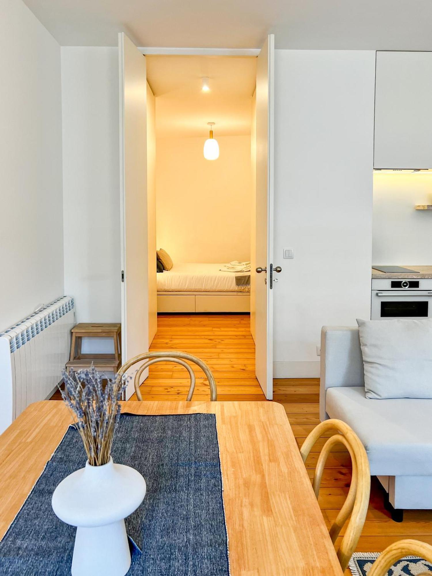 Arsenal 108, Design Apartments - New Light Downtown Chiado And River Lisbon Exterior photo