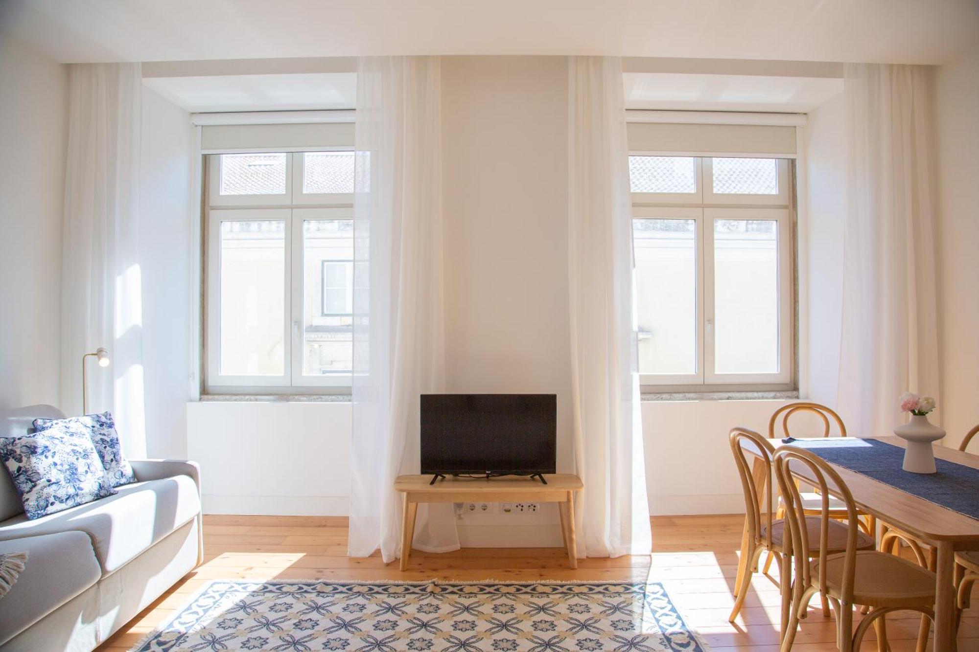 Arsenal 108, Design Apartments - New Light Downtown Chiado And River Lisbon Exterior photo